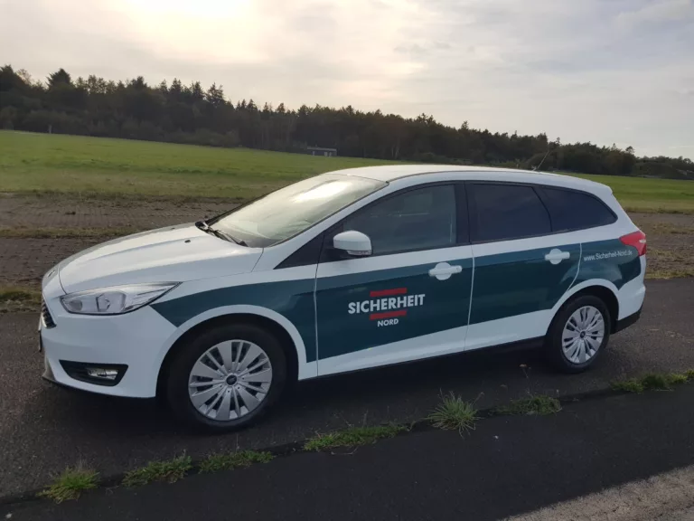 Fahrzeugbeschriftung 8 20181019 144027